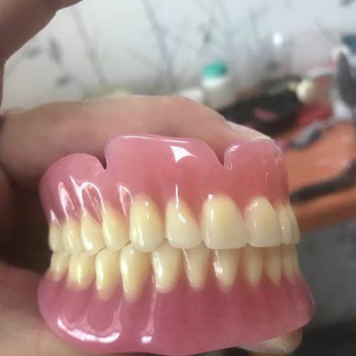 لابراتوار دندانسازی پارسا