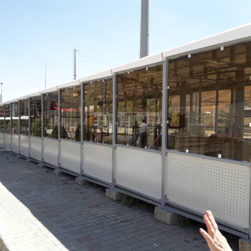 فروش و نصب درب اتومات ، کرکره برقی و انواع شیشه در تهران