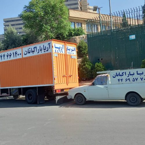 حمل ونقل بار و اثاثیه منزل،اداری وتجاری باکادرمجرب در تهران