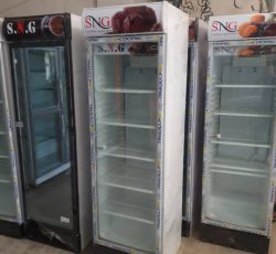 فروش انواع یخچال و فریزرهای صنعتی در اصفهان