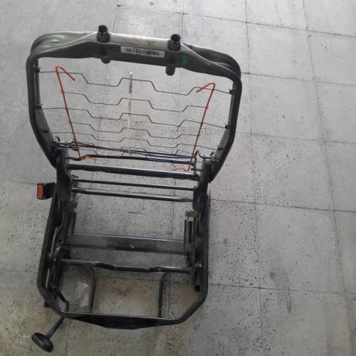 تعمیرات تخصصی صندلی اتومبیل در کرج