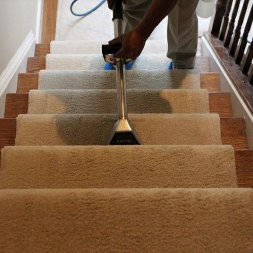خدمات نظافت منزل ، شرکت و راه پله در قم