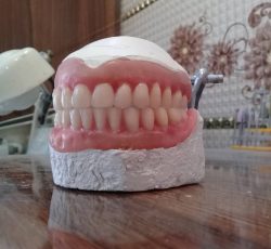 لابراتور دندانسازی در مشهد
