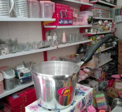 فروشگاه لوازم پلاستیکی خانگی پرشین  پلاستیک در خرم آباد