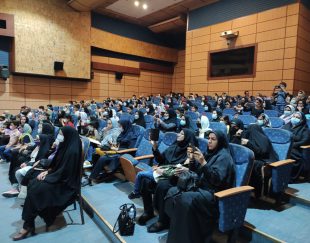 بهترین مدرس آموزش فن بیان و مهارت های ارتباطی در تهران