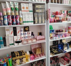 فروشگاه آرایشی و بهداشتی رحیمی _ شیراز