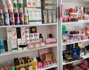 فروشگاه آرایشی و بهداشتی رحیمی _ شیراز