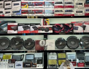 فروش و نصب مانیتور اندرویدی خودرو و آپشن‌ها در اصفهان